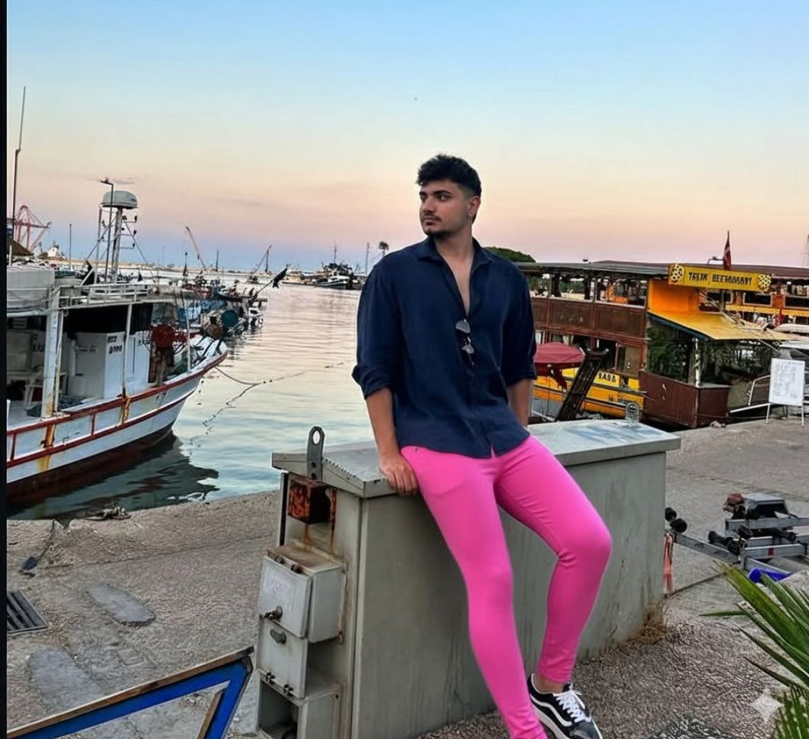 Yazma deyince yazmayan erkek.