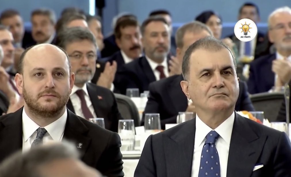 MertLeventkanli's tweet photo. AK Parti Grup Toplantısı 

@RTErdogan - @omerrcelik https://t.co/edkkWAzJ7e