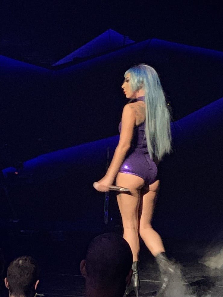 Michael79312's tweet image. Lady Gaga is so perfectly peachy 🍑🥵😍👅