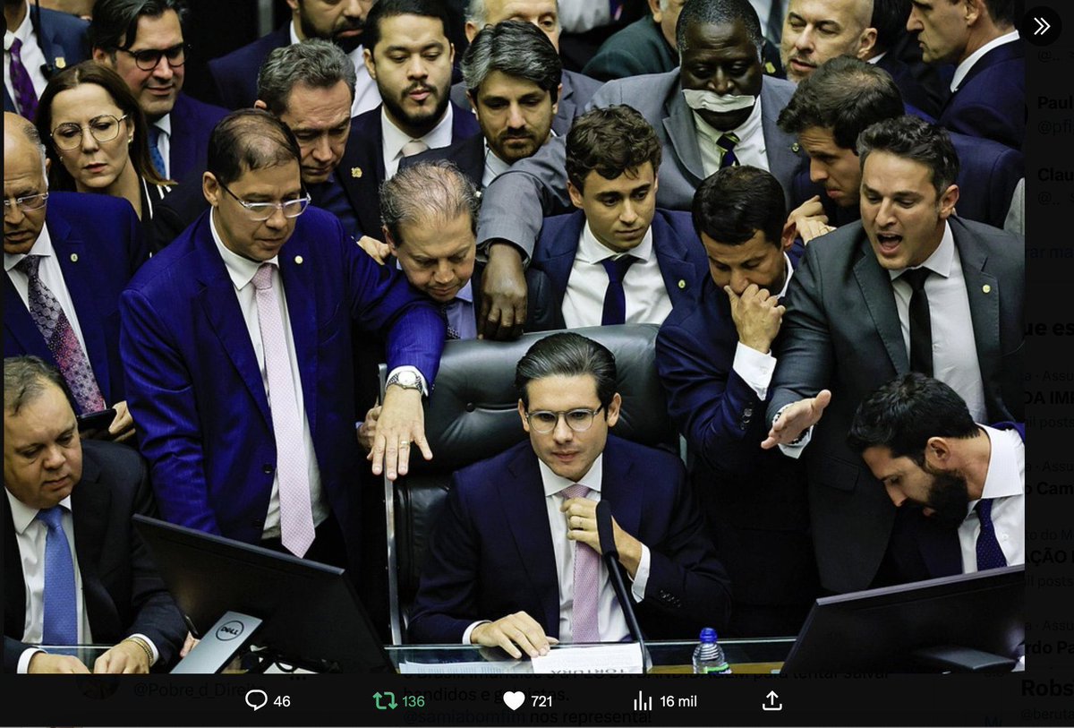 mariarita4141's tweet photo. HUGO MOTTA TRAÍDOR 
CONGRESSO INIMIGO DO POVO 
CONGRESSO  MAMATEIRO 
ARTUR LIRA PROTEGE BILIONÁRIOS 
TAXAÇÃO  DAS BBB https://t.co/GMrrIhSUJc