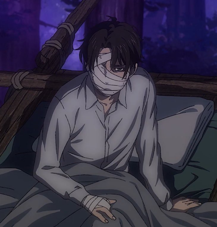 자고 일어난 병장님은 묘하게 가볍고, 힘없고, 따끈따끈합니다