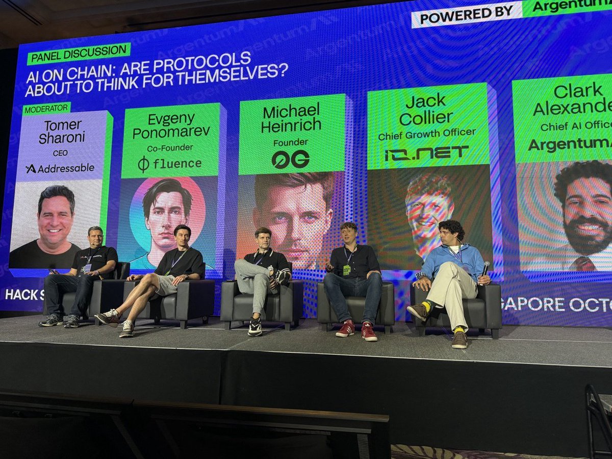 ionet_rus tweet media