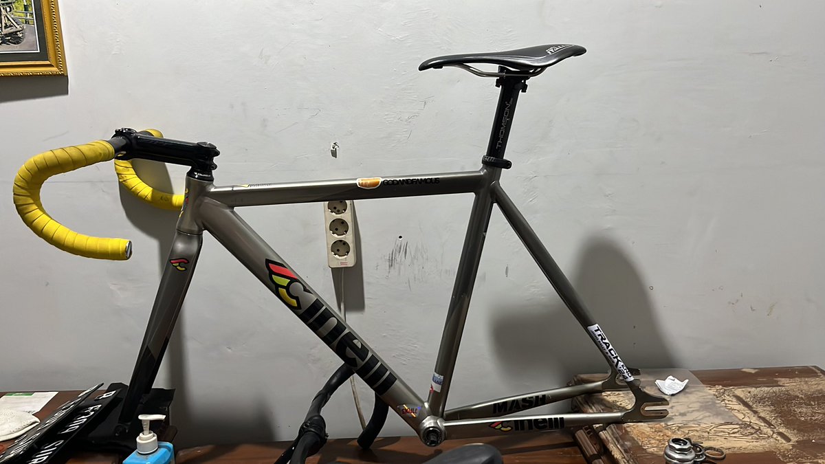 beli-beli tweet media