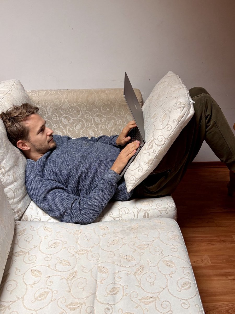 filippkowalski's tweet image. rate my setup