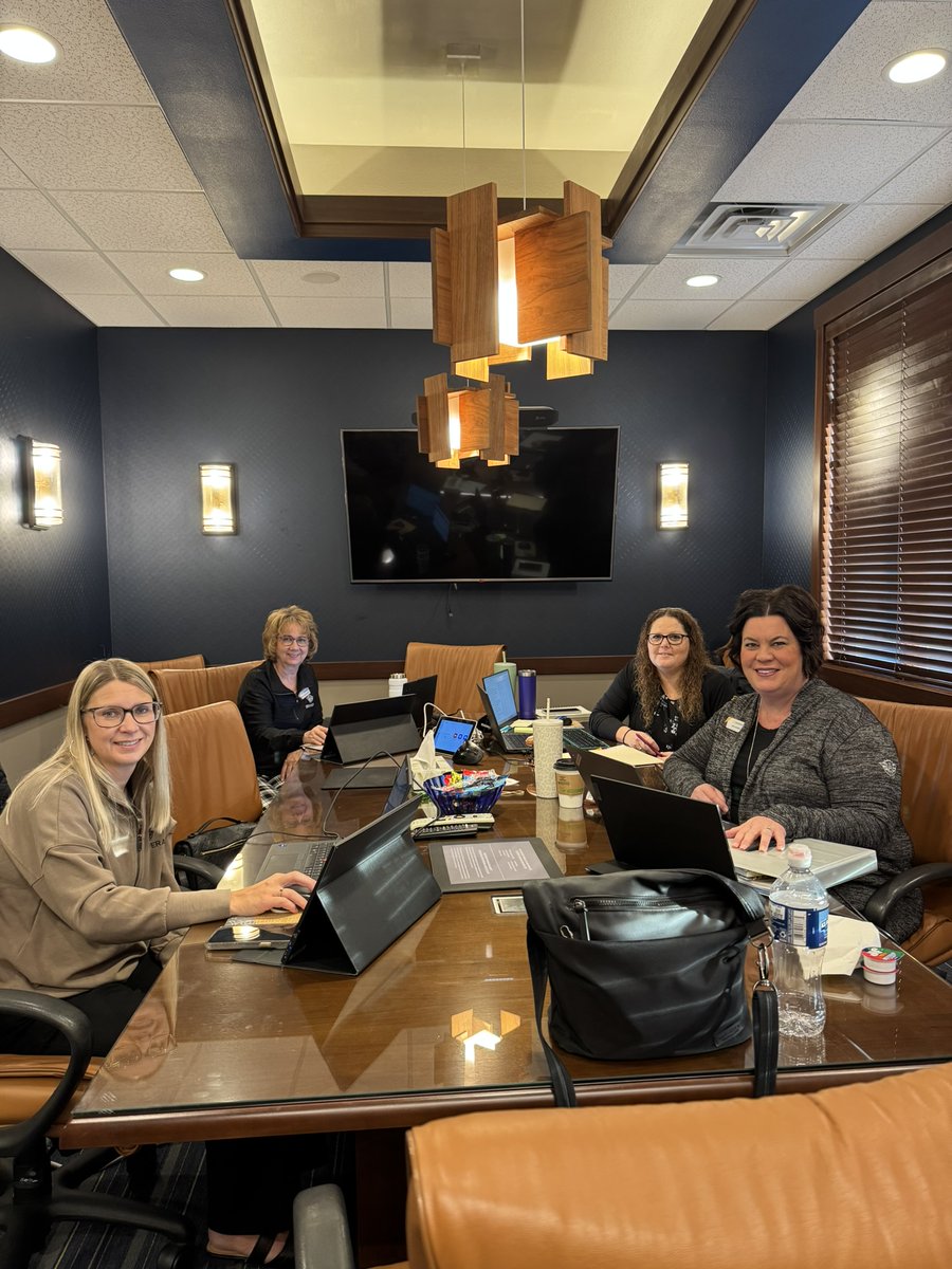 braverabank's tweet photo. VISIONBank is now officially Bravera! After countless hours of hard work and much collaboration, we're thrilled to forge our path in the #Fargo community!
Thank you for your continued trust and support. We look forward to serving you!
#ForgeYourPath #BeBravera #NorthDakota https://t.co/Aoxx44fwGx
