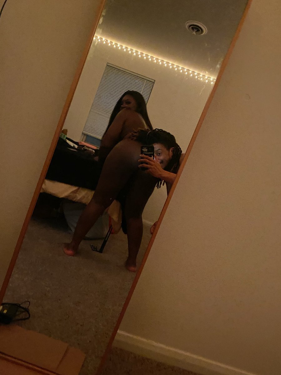joplugaaa's tweet photo. I love a fat booty ❤️ https://t.co/W8pvvfv5pc