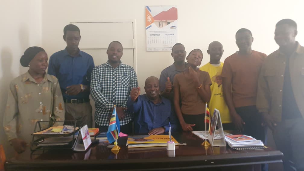 Katwire polly tweet media