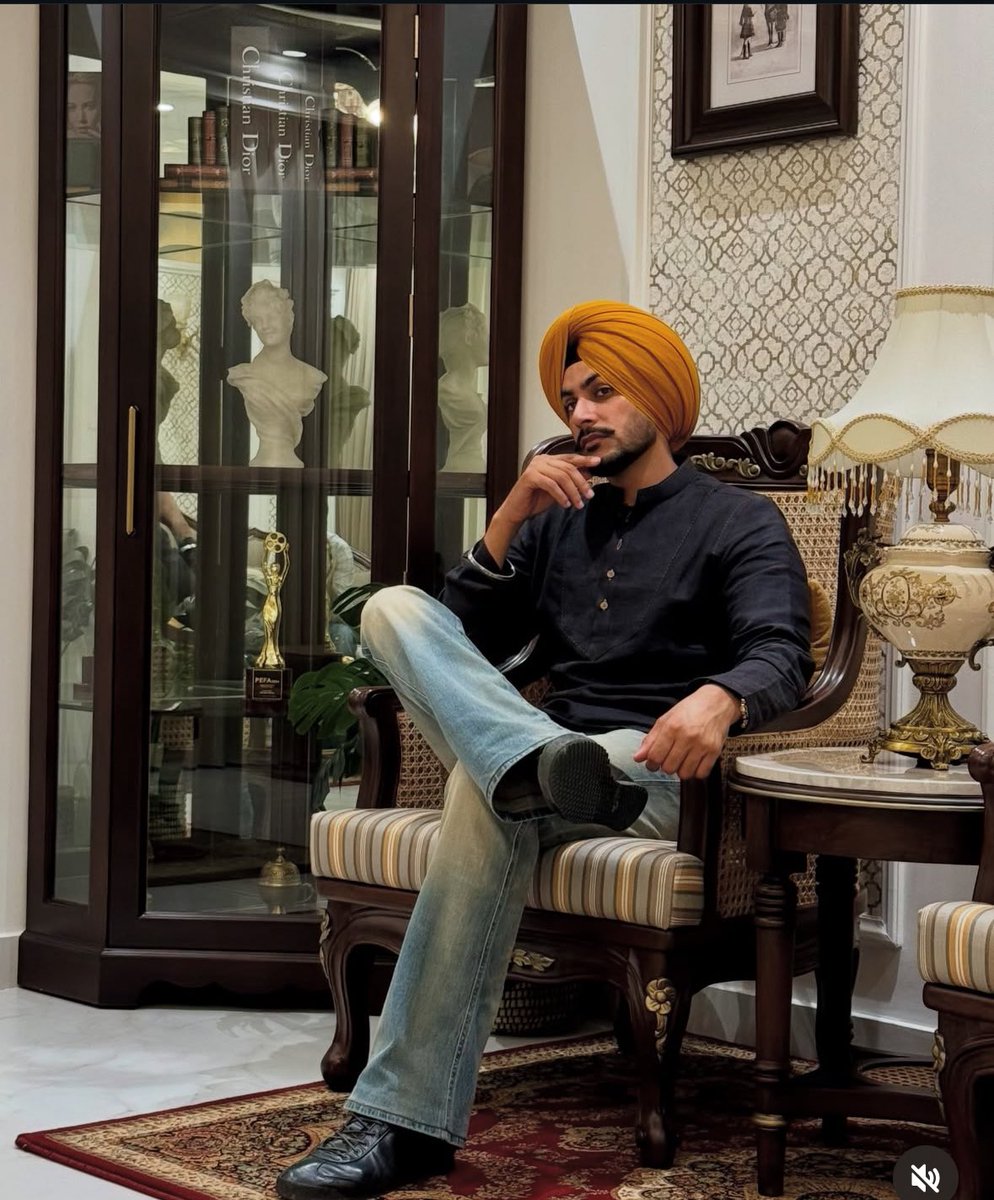 Gone too soon 💔💔🕊️🙏🏻🙏🏻
no words to say anything  😞 

#rajvirjawandha