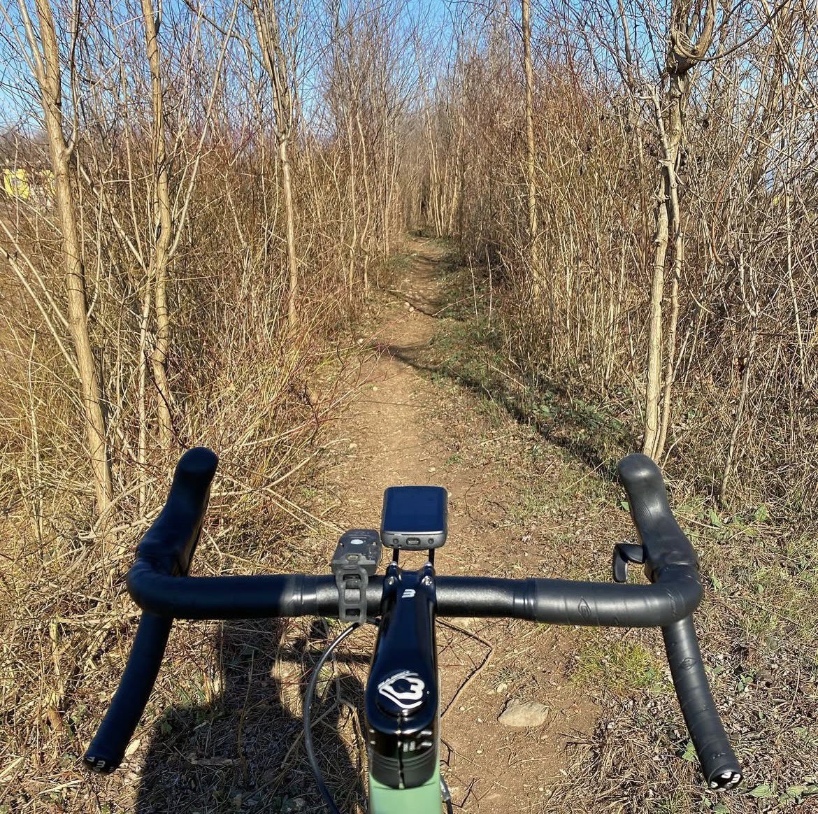 1benjaminnewman's tweet photo. Couldn't ask for better weather to find new trails.
#BassoBikes #BassoPalta #RideBasso #wedopalta
#Campagnolo #CampagnoloEkar #CampagnoloShamal
#HammerheadRides #HammerheadKaroo #cycling
#bicicletta #GravelGrinder #gravel_bike_italy #bicycle
#gravel #cyclist #gravelbikeworld https://t.co/Z7c3FwuEje