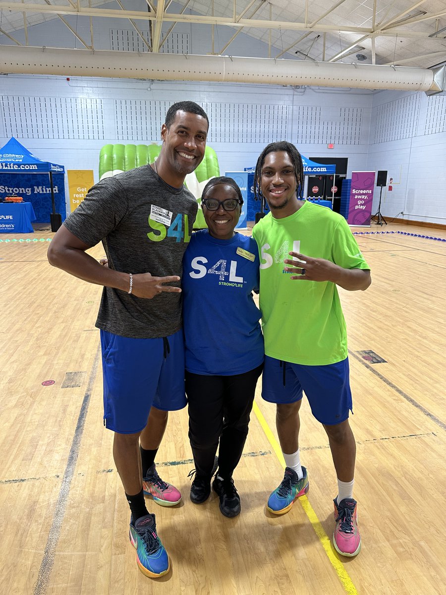 FCSNutrition's tweet photo. Strong4Life is here! ๐
Fulton County School Nutrition + @childrensatl = fun, healthy habits for students!
๐ Eat Smarter
๐ค Get Rest
๐ต Go Play
๐ฌ Express Feelings
Together weโre building a healthier future! ๐ช
#Strong4Life #FuelingGA #GSNAlegacybuilders https://t.co/awoQTZvSdF