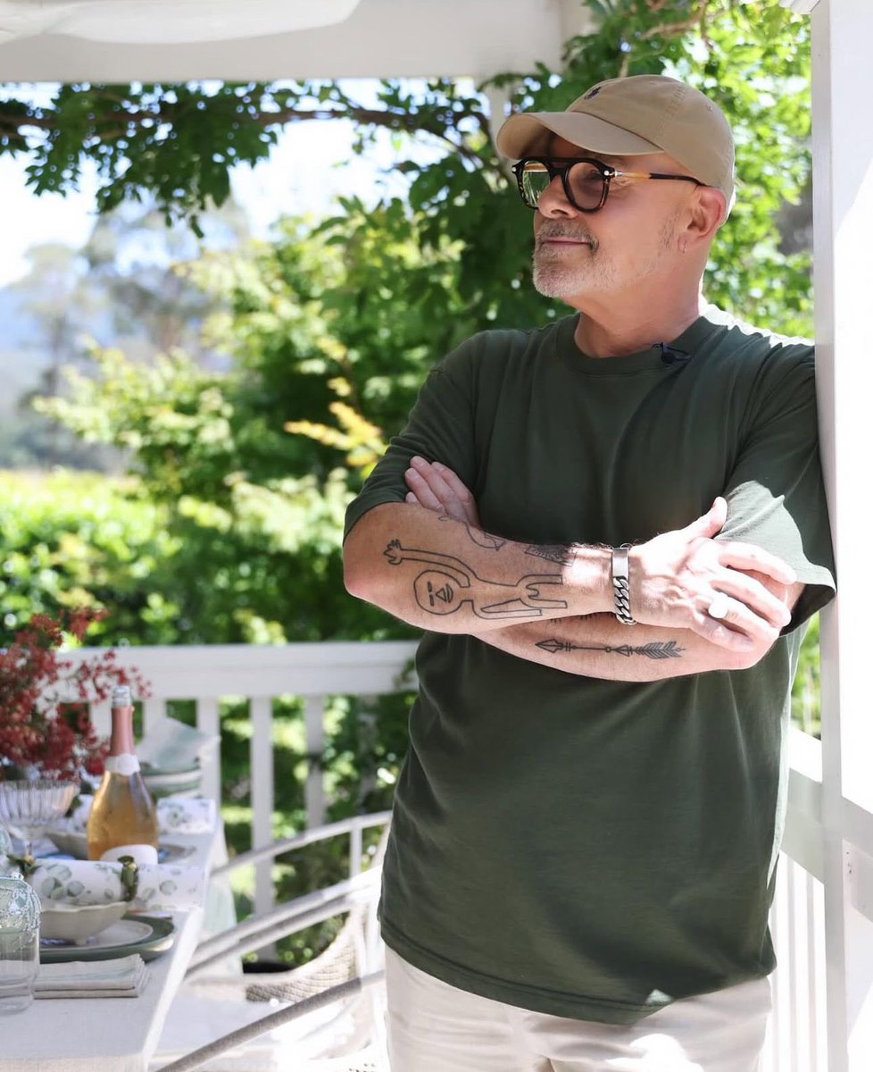 Trust me to organise an outdoor photo shoot on the hottest day of the year. 35 degrees by midday
But at least there was some natural shade and the ceiling fans on our verandah working overtime. @hilltoair #summer #photoshoot #countryliving #countrylife #southcoastnsw #berrynsw