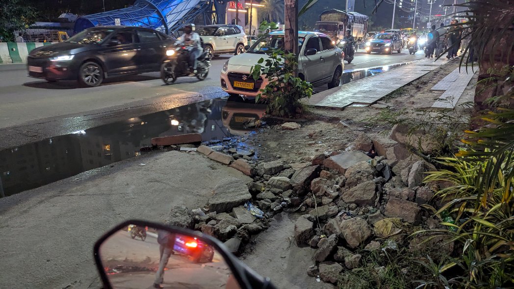 TheRealLifeSquidward tweet media