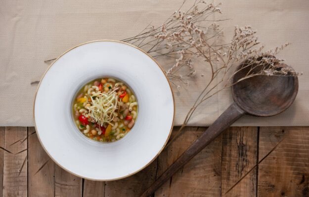 WineNewsIt's tweet image. Il #bioitaliano continua a crescere, #vendite a +4,4% a valore e +2,6% a volume nei primi 4 mesi 2025. Così @Fedagripesca nel convegno “CooperaBio-L’#agricolturabiologica si rafforza con la #cooperazione” alla Cooperativa #GinoGirolomoni, winenews.it/it/il-bio-ital…