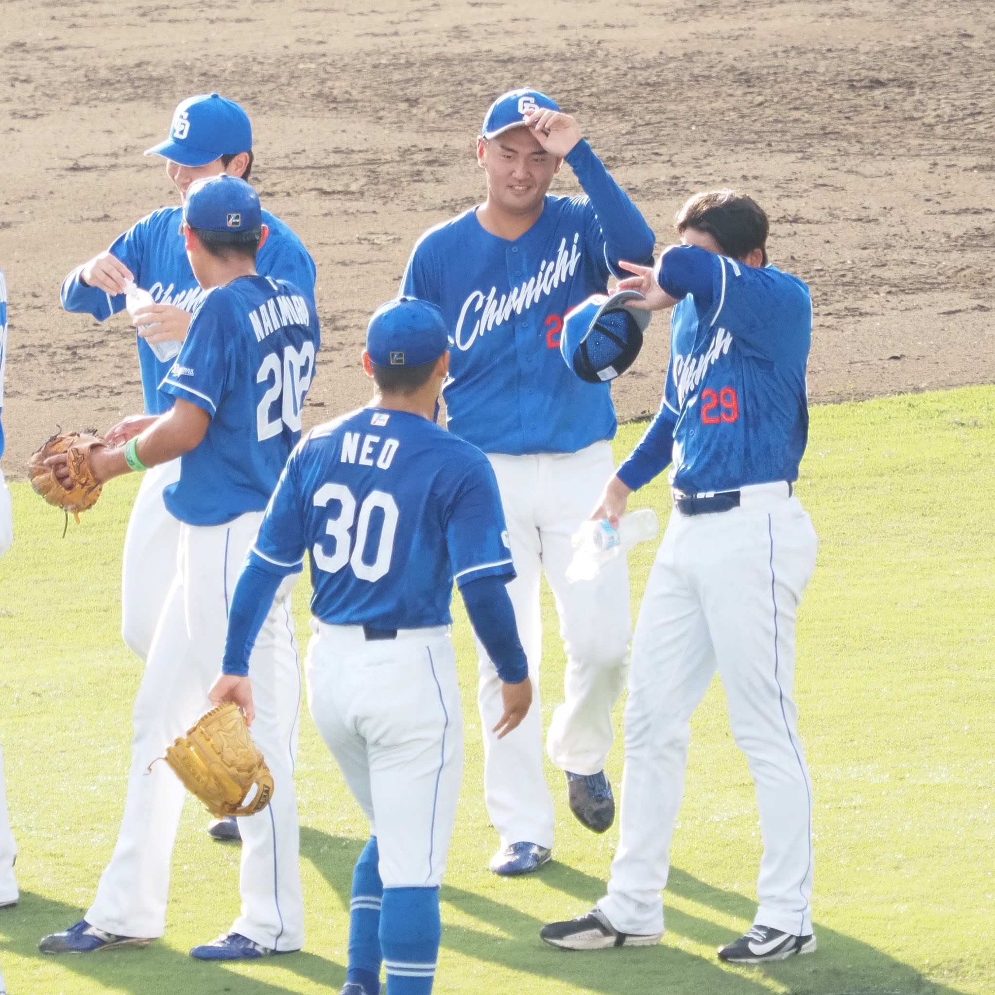 森山暁生　中日ドラゴンズ　ループレ　直筆サイン　ジャージナンバー 213 森山 暁生 | 中日ドラゴンズオフィシャルグッズショップ
