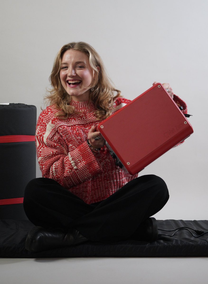 Little Red Rooster tweet media