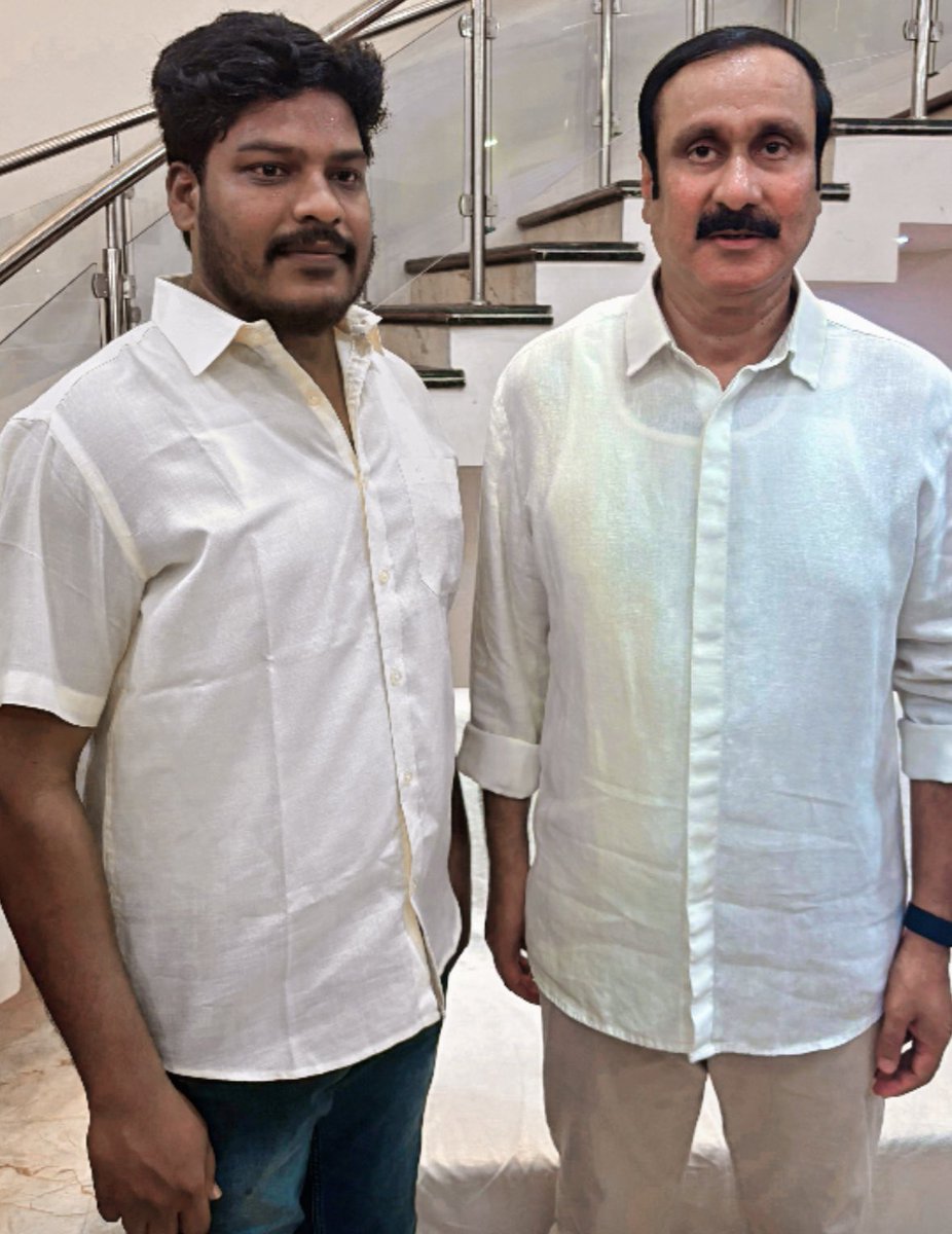 tharumaruarul's tweet photo. நாளை பிறந்தநாள் விழா காணும் எங்களின் அன்பு தலைவர் அண்ணன் @draramadoss அவர்களுக்கு என் இனிய பிறந்தநாள் நல் வாழ்த்துக்கள் .....🔥💐❤️✨
#அன்பு_சாம்ராஜ்யம் #HBDAMR
#AnbumaniRamadoss https://t.co/MFoicS60Tu