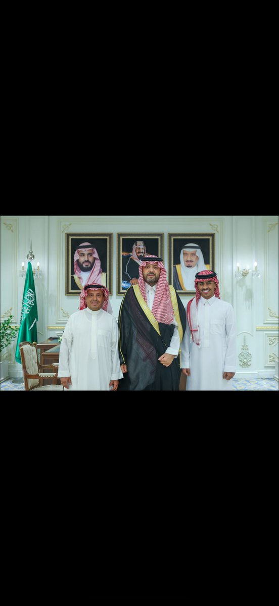 zydalnzy3's tweet photo. تشرفت اليوم بلقاء سيدي صاحب السمو الملكي الأمير فيصل بن خالد بن سلطان اَل سعود حفظه الله ورعاه شاكراً لهُ على حُسن استقباله ومشاعره الطيبه والدعم المستمر لي خلال مشواري الرياضي https://t.co/HCxZEBtjib