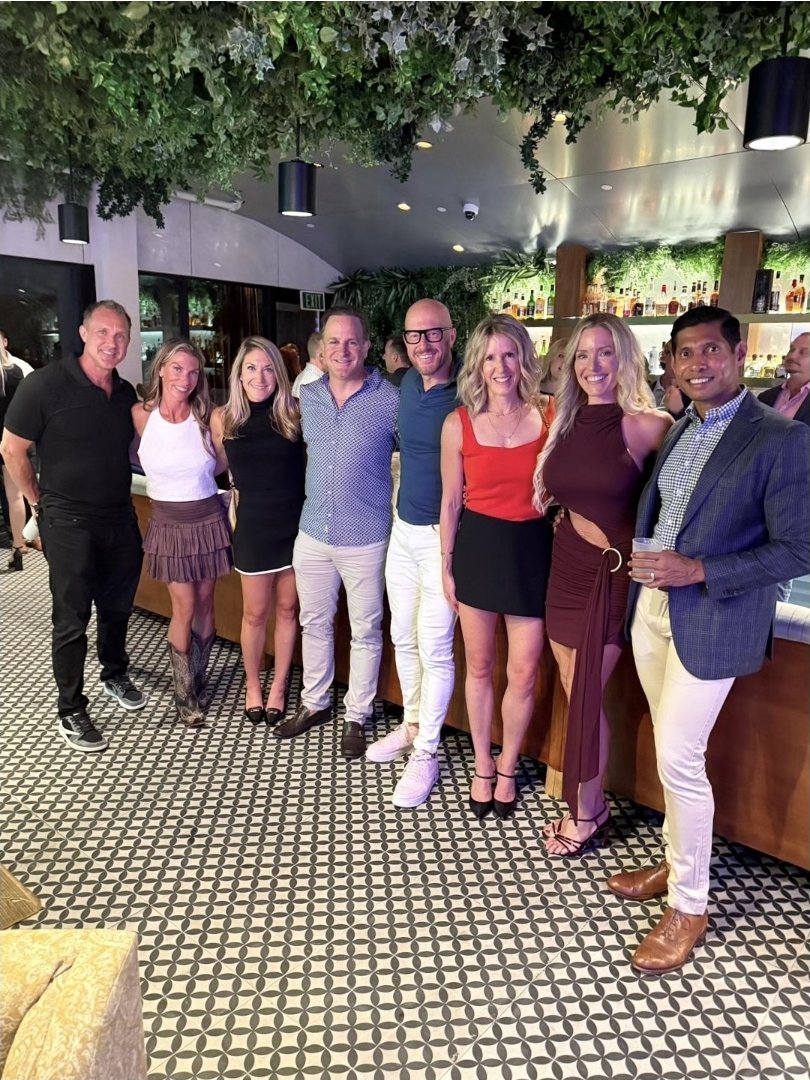 LFOUNDOS's tweet image. Still buzzing after an incredible few days at #BeyondActiv2025 last week! 🙌 

So many inspiring conversations, ideas, and people all pushing the boundaries of what fitness and wellness can be.

Proud to represent @Echelon_Fit and be part of this community.