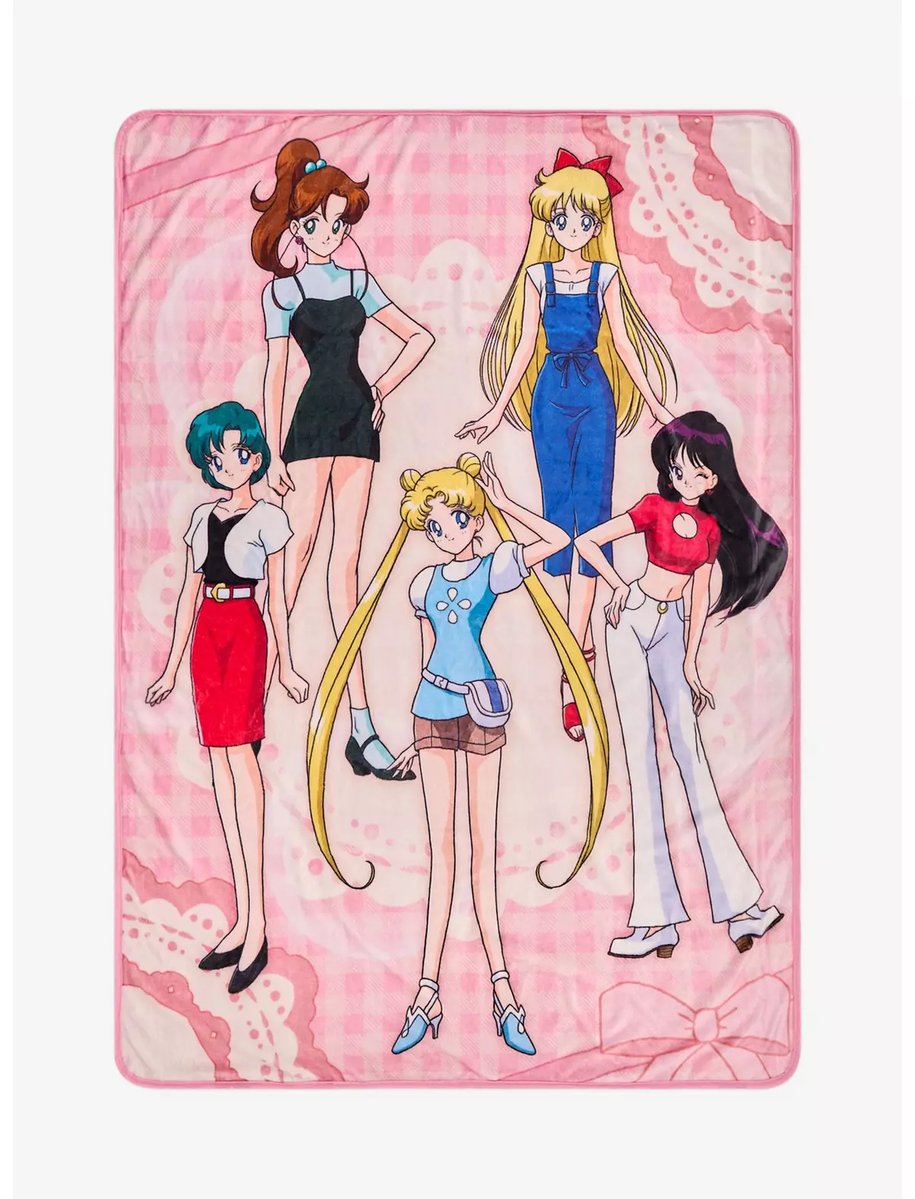 Our first ever (in the USA) Sailor Moon characters CASUAL OUTFITS throw blanket!

sailormoonfannetwork.com/blog/boxlunch-…