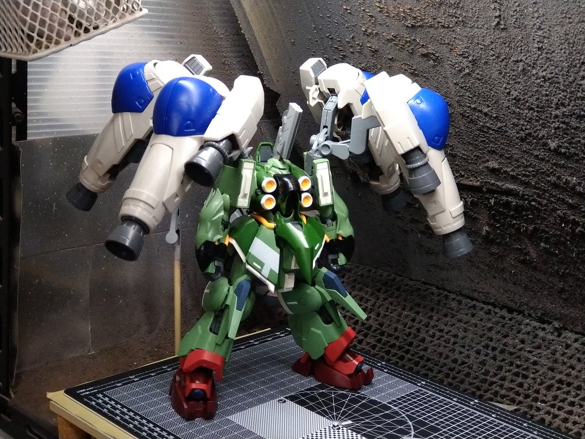 ポンポン (@pon_pon_pina) / X