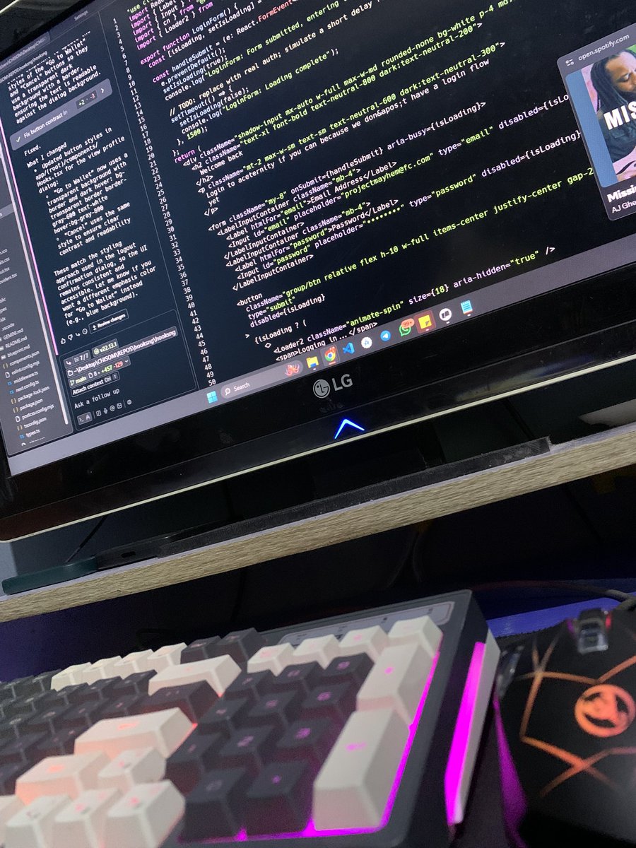 nj_chisomjoseph's tweet image. I’m low-key tired of vibe coding
I’m literally lost in my own codebase 😩😭