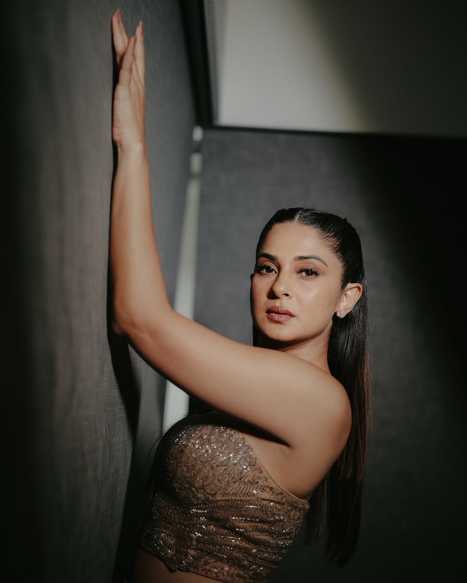 aesthetic_crtzx's tweet photo. Lethal FACE CARD 🫠❤️‍🔥 #JenniferWinget 
She is so beautiful 🤎✨ 
#wingitwithwinget https://t.co/i7QiL0qhAv