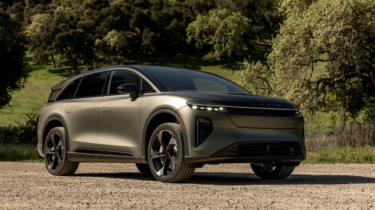 luxurylifestyle's tweet image. Introducing the 2026 Lucid Gravity Grand Touring: A Force of Attraction Like Nothing Else in Nature luxurylifestyle.com/headlines/intr… #suv #midsizesuv #crossoversuv #automotive