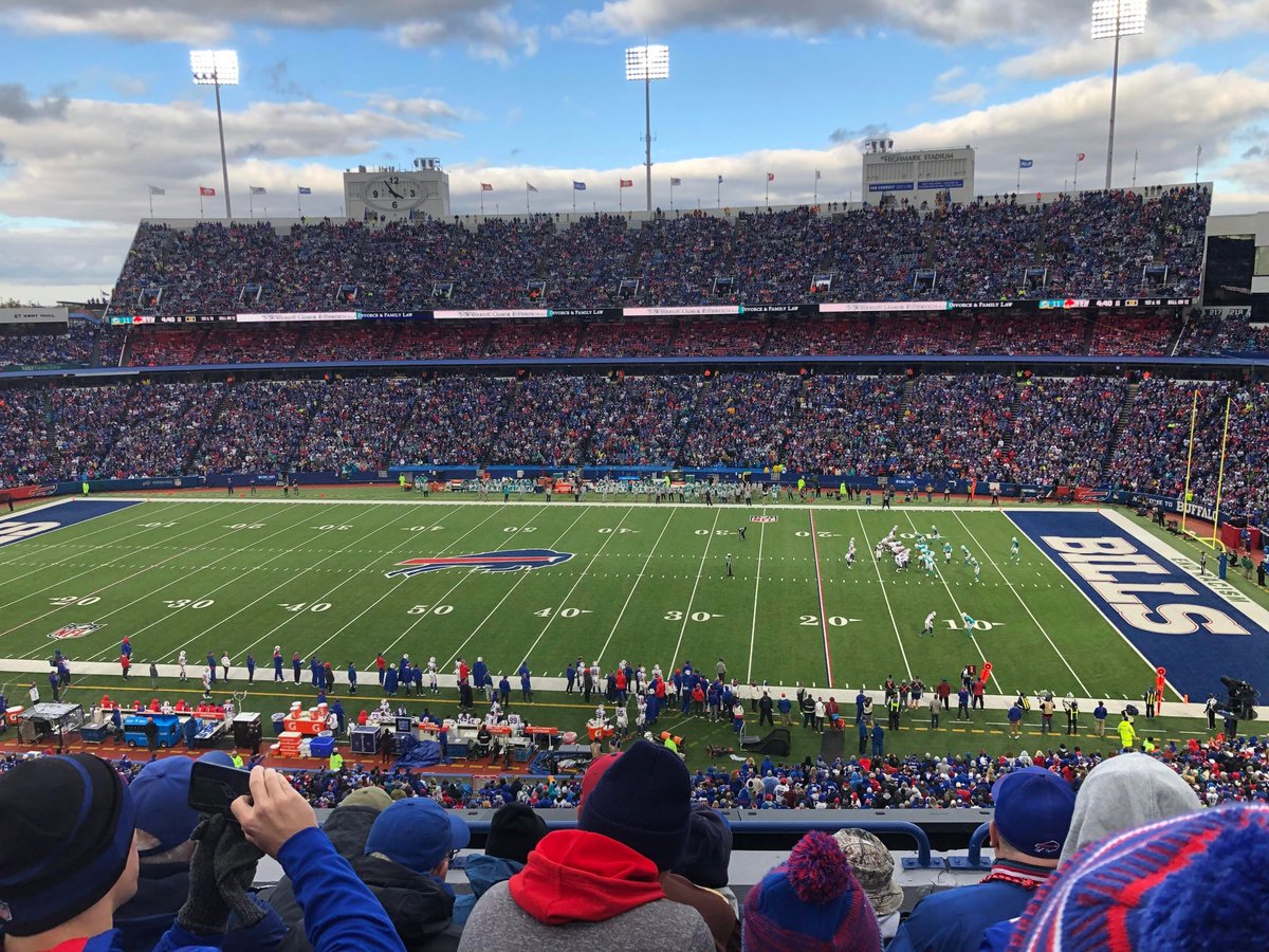 Robin D, Bob W and Nolan E will all be in the stands for Bills-Chiefs next month thanks to their generous blood donations! There's one more ticket to that game in this week's raffle as well as two for Bills-Buccaneers - call 716-529-4270 to schedule your donation!