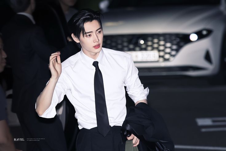 nmepttune's tweet image. bbg and his husband