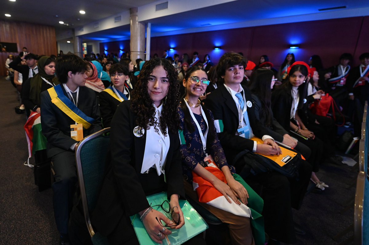 GobiernoSDE's tweet photo. Juventud que piensa, dialoga y transforma 🌎🤝

El jefe de Gabinete, @EliasSuarezSDE, participó de la apertura del XI Encuentro Provincial Uniendo Metas 2025 “Jóvenes para el Futuro”, realizado en el Nodo Tecnológico. https://t.co/328VsJXJH3