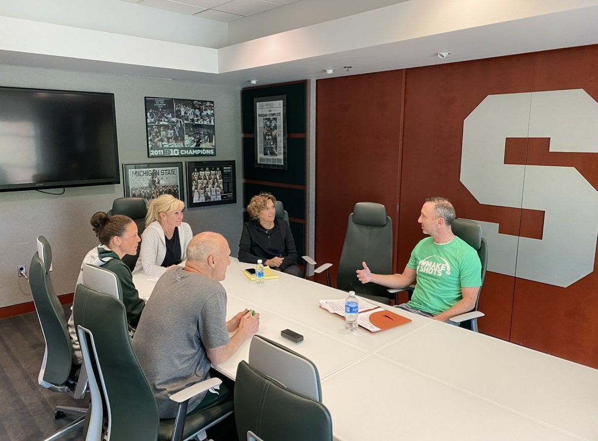 secorsig's tweet photo. With a new college partnership, our staff has now worked w over 90 HS + colleges in the Midwest

We greatly appreciate the trust of those coaches

I’m sure our 60+ yrs of varsity coaching experience helped us earn that trust

@trevor_chalmers @Mr_Krynicki @coachmsoukup #MakeShots https://t.co/eS3MPTotJ1