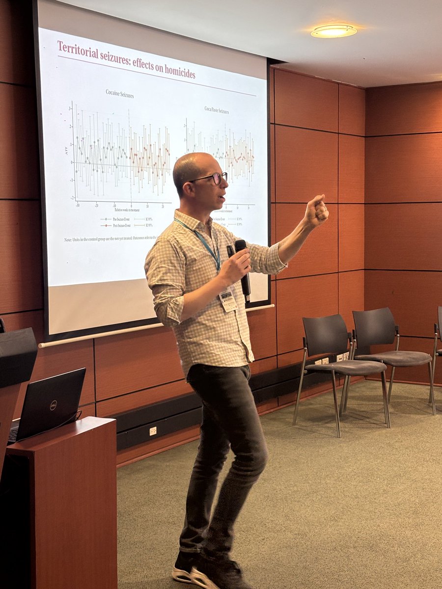 REDESDAL tweet media