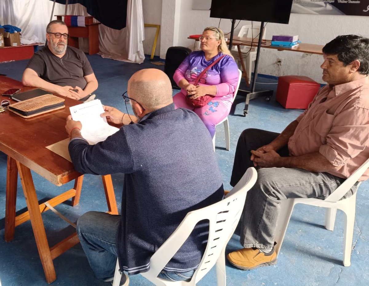 CarlosCarapa's tweet photo. Nos reunimos con representantes de la "Asociación Nacional de Cazadores" preocupados por las modificaciones a los permisos de caza, la creación de un nuevo registro y una tasa.
Hoy les comunicamos que ese artículo fue retirado del Proyecto de Presupuesto. https://t.co/1LZT7BNk5j