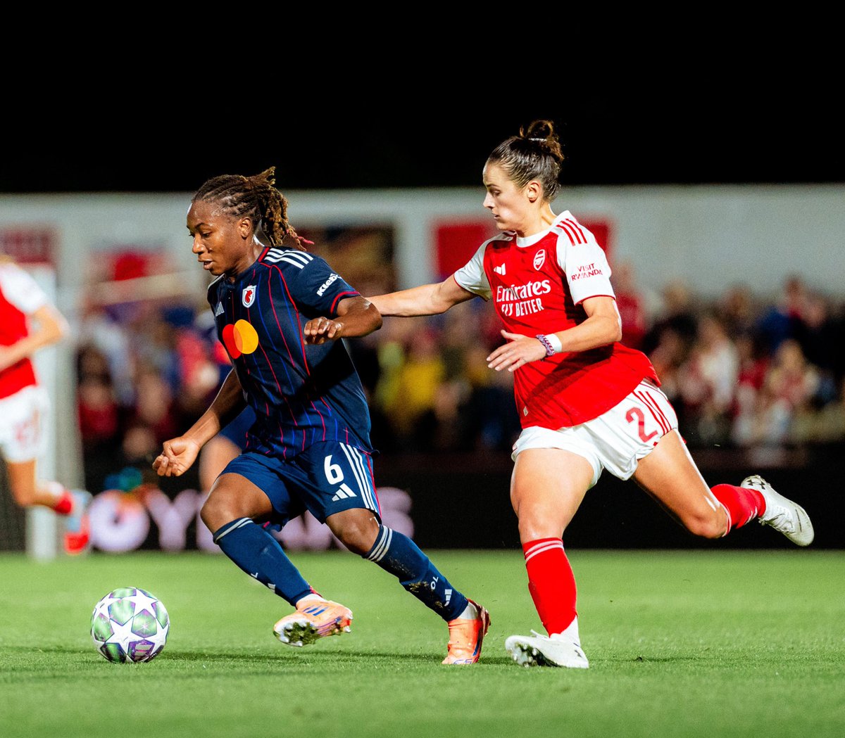 dumornaycorven's tweet image. Great Night in London… +3 ⭐️