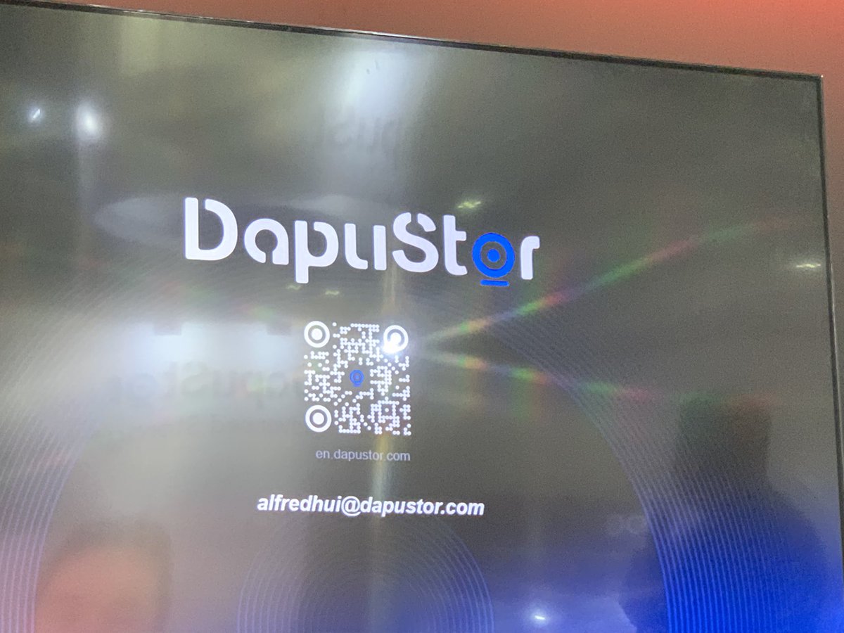 denglhs's tweet image. A good number of golden nuggets in this year’s Singapore Tech Week. It covers a wide range of topics. The AI related global trade is mentioned to increase by 20% YoY that seems to save the world economy from a disaster.