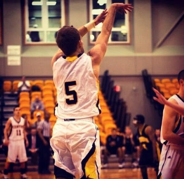 Happy Birthday to one of the Great shooters in Centre history… and we’ve had some great ones.  Kris Bentley.  This is one of his 7 3PTers on his way to 31 points in our 72-67 SAA 🏆 win.  When we needed ⁦<a href="/KristoferLeeB/">kristofer lee bentley</a>⁩ most- he delivered. ⁦<a href="/SundyBest/">Sundy Best</a>⁩