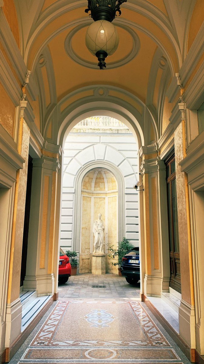 The beauty of Milan’s inner courtyards