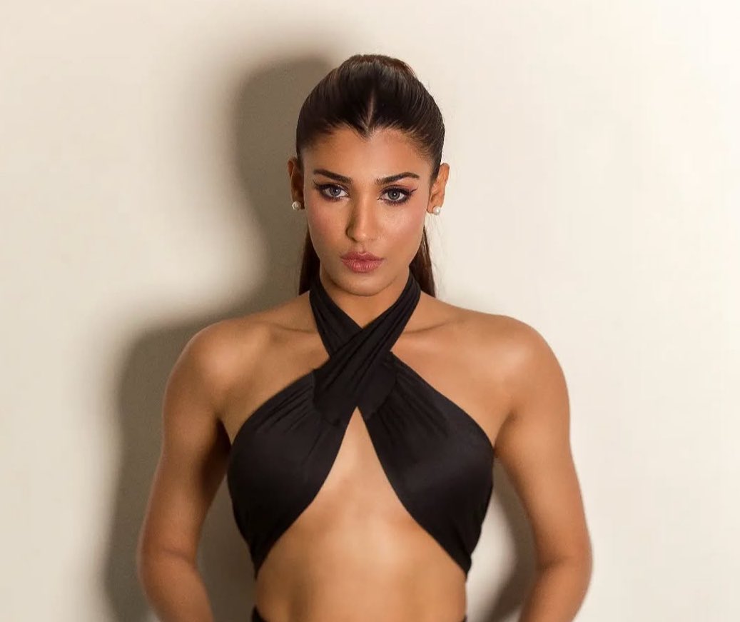 BindassHarman's tweet photo. Nehal Chudasama is the new captain of #BiggBoss19 house, elected via democracy, she got the majority of votes from the contestant. https://t.co/9BfqDYu6LU