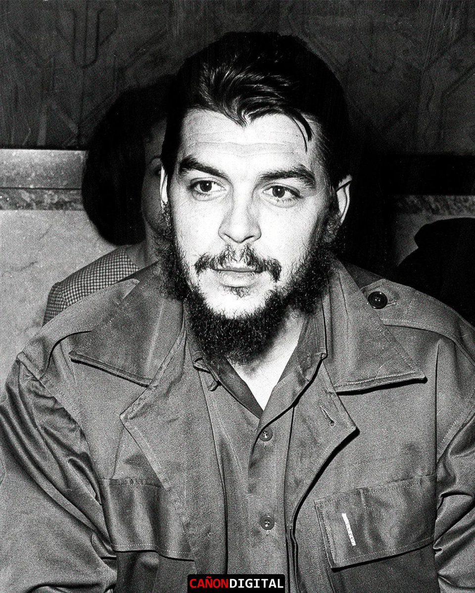 ✊️❤️🖤Cada 8 de octubre se celebra el día del Guerrillero Heróico en honor al heroismo demostrado por el líder revolucionario Comandante Ernesto Che Guevara, quien fue herido en combate durante una fuerte lucha con soldados bolivianos. 
#OctubreVictorioso