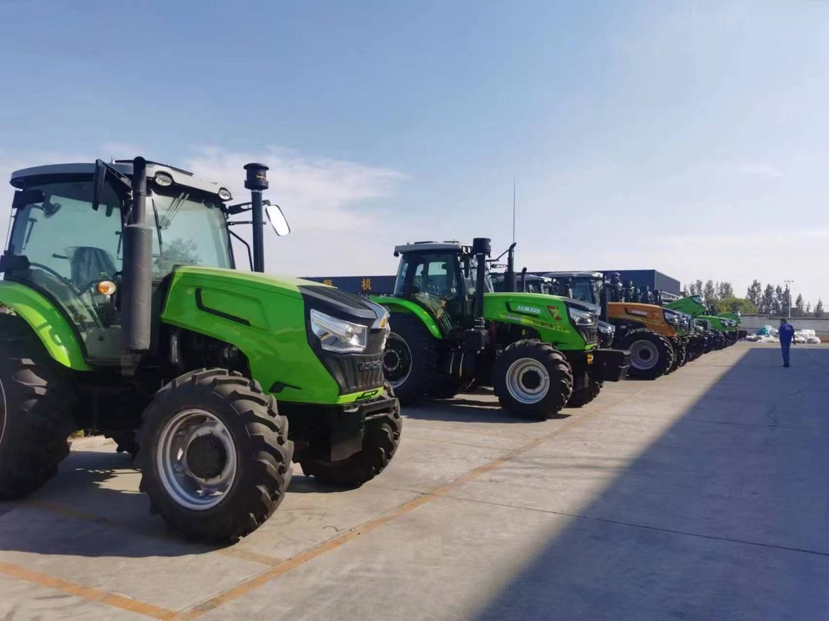 Farm Tractor in China.
50hp/80hp/100hp/120hp.