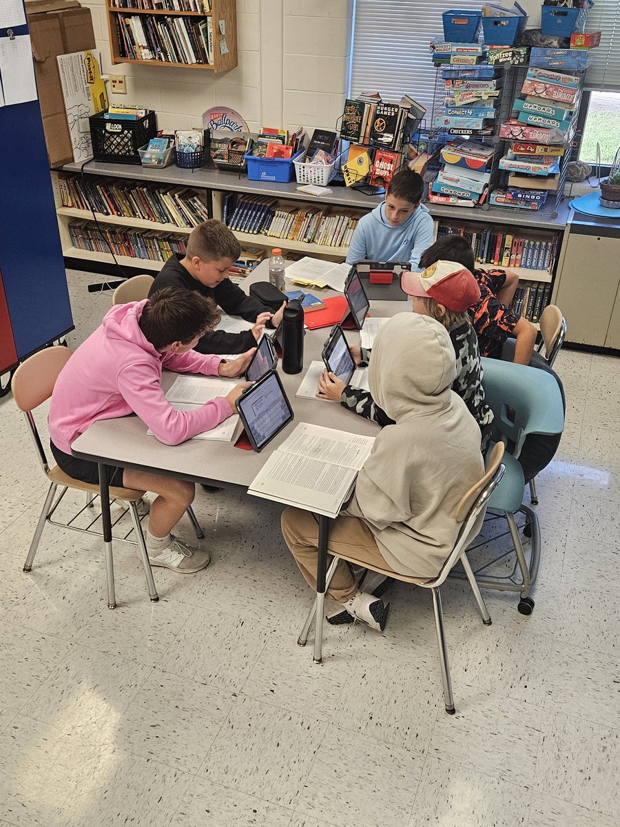 Students working together discussing Rikki-Tikki-Tavi practicing their critical thinking skills during a collaborative discussion <a href="/barrington220/">Barrington 220</a> <a href="/220Prairie/">BMS Prairie</a>