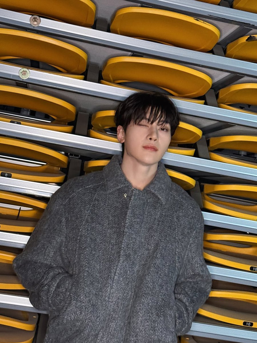SMTGLOBAL02's tweet photo. [📸] 251008 | MATTHEW via @ZB1_official's Instagram Post

🌃
#yourwinterboy
🔗https://t.co/BINLkysG87

#SEOKMATTHEW #석매튜
#ソクマシュー #石友铉 https://t.co/kSAGEBRZds