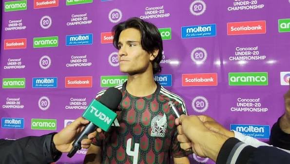 Me dice una MUY buena fuente desde Chile, que el jugador mexicano más seguido por los scouts europeos, después del obvio, es Diego Ochoa. Un scout de un equipo Champions dijo: “lo tiene todo, físico, timing, salida. Recuerda a Rafa Márquez”. Ojalá pueda alcanzar su potencial.