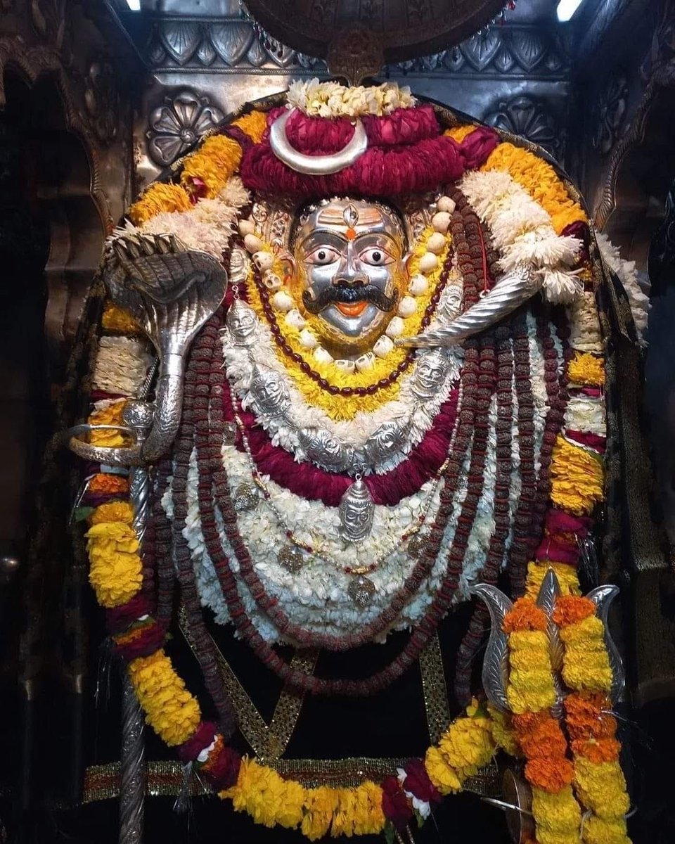 yajnshri's tweet photo. काल भैरव, रक्षक हमारे,
भय को दूर करें, साहस बढ़ाएँ।

जहाँ भैरव वहाँ भय नहीं संभव 🙏 https://t.co/PZbREf9Vd6