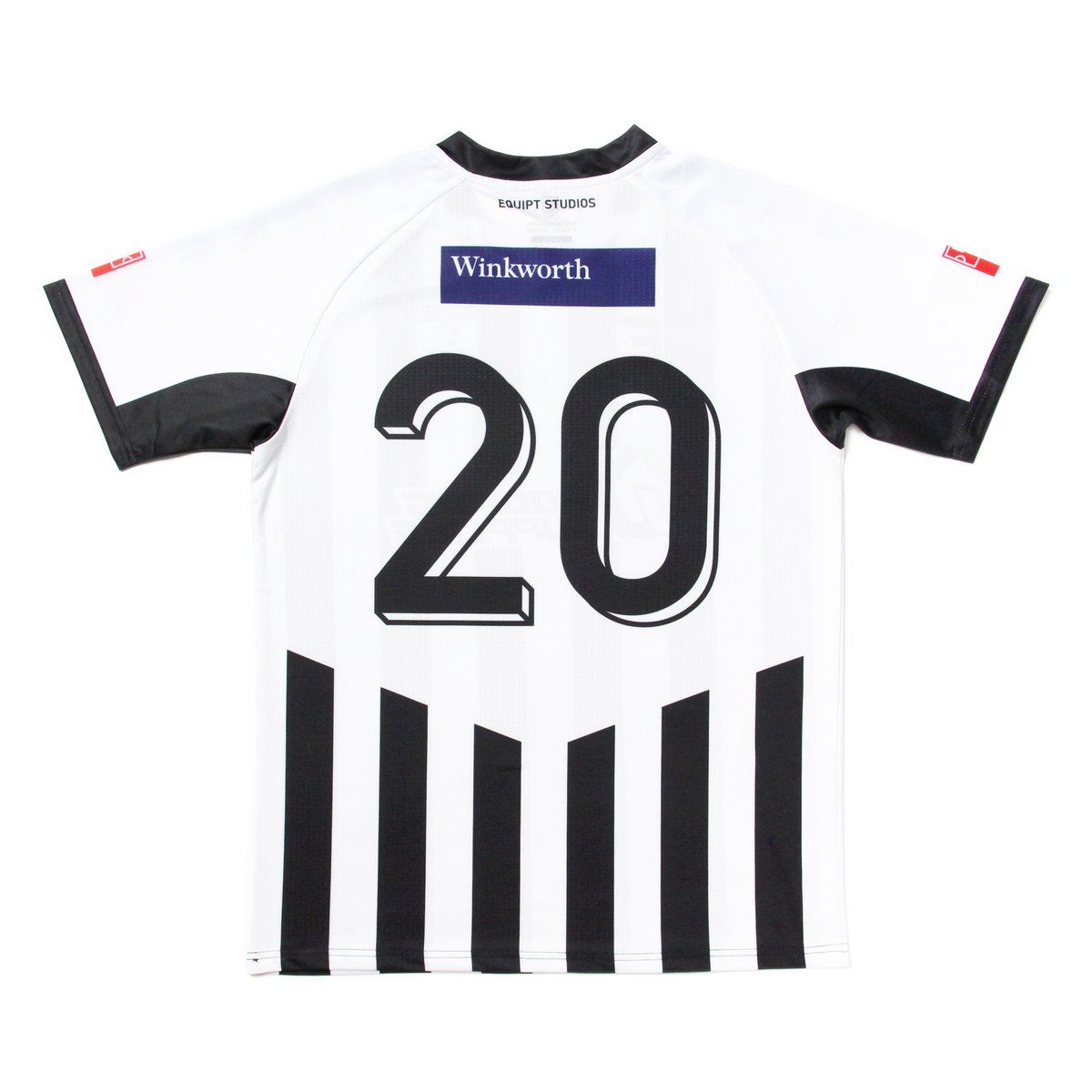 For their away kit, <a href="/hadleyfc/">Hadley FC</a> opted for black and white stripes as that's what they originally wore back in 1882 ‼

What an honor to outfit a club with such a rich legacy.