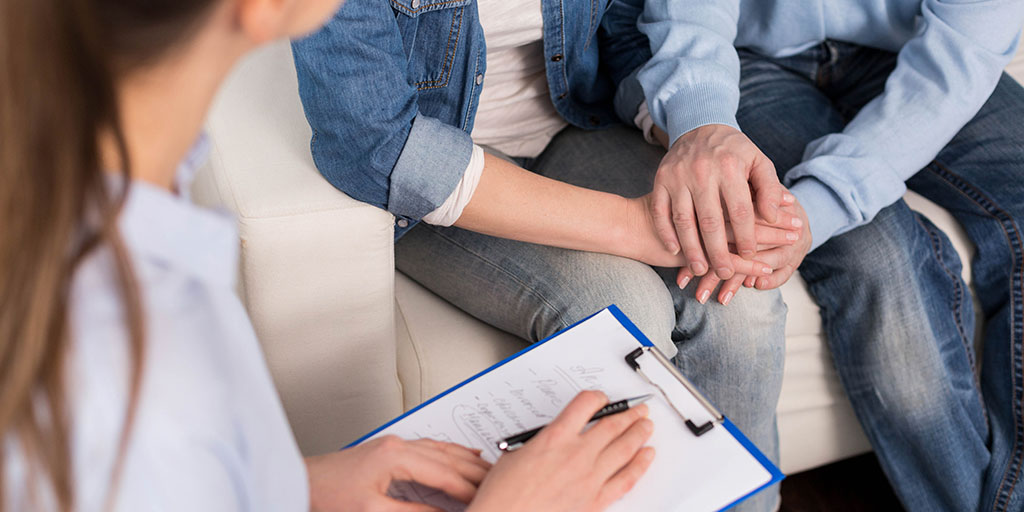 How can male cancer survivors address infertility after cancer treatment? We asked <a href="/jmfm1612/">JMFlores</a> from <a href="/MSKCancerCenter/">Memorial Sloan Kettering Cancer Center</a> to explain how they can improve their chances of having a child. Read his advice: brnw.ch/21wWseg
