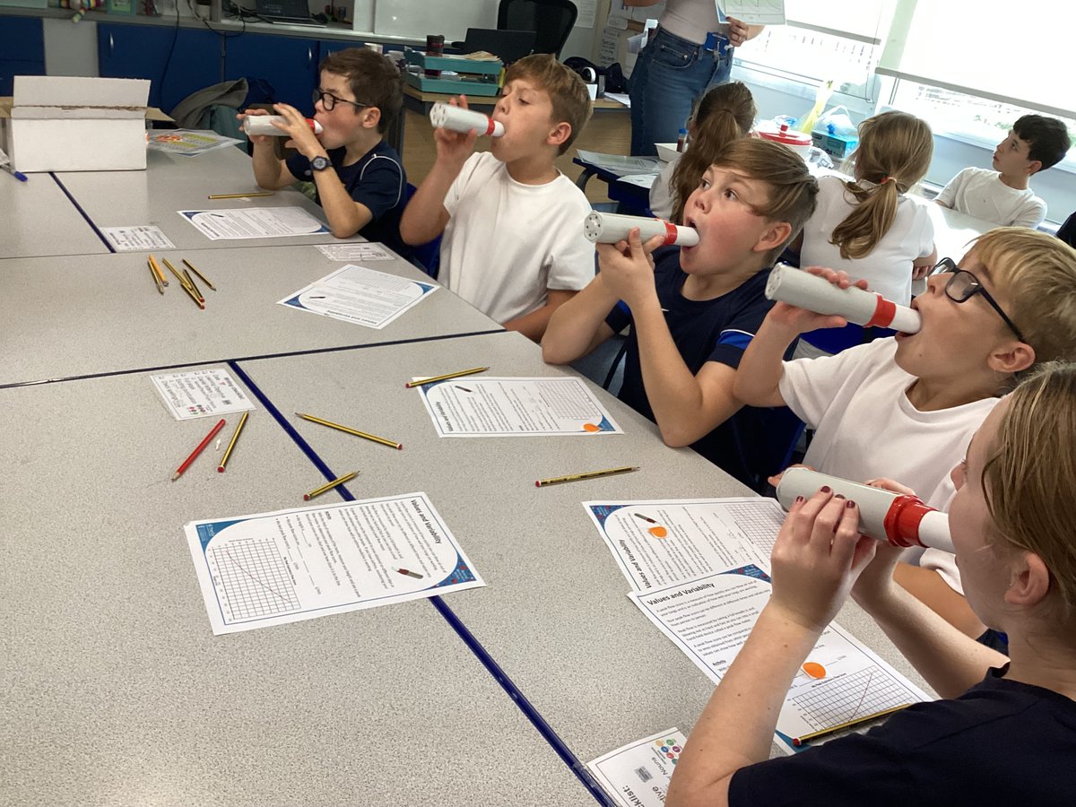 raeburnprimary's tweet image. This week our year 6 pupils enjoyed a STEM workshop.  Massive thanks to the Scientists from University of Liverpool (Faculty of Health and Life Sciences).
#RaeburnComputing 
#RaeburnYear6
#STEM