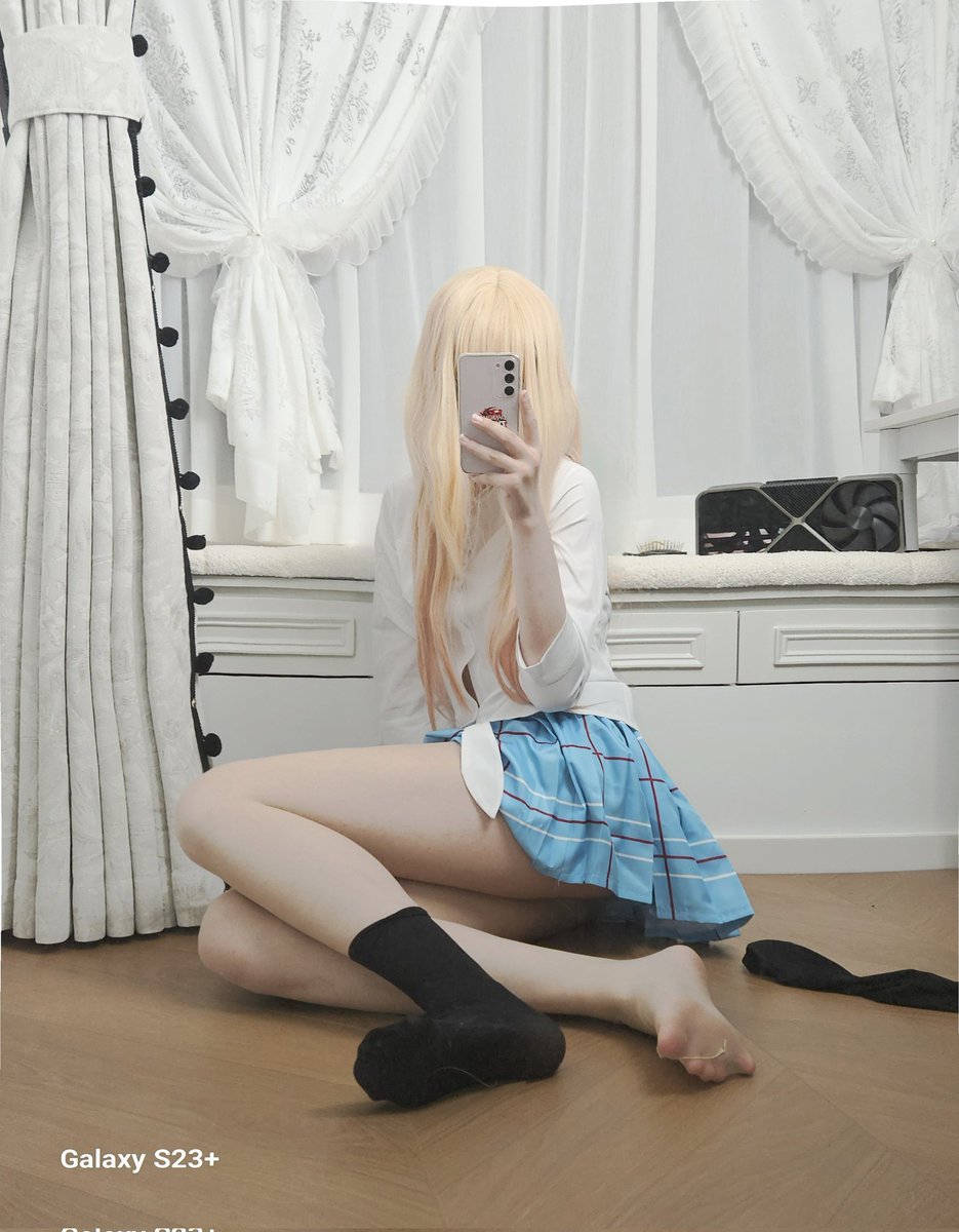 怎么啦 为啥不开心啊 （你行李收拾好了吗？明天几点出发？要不要早点休息） #喜多川海梦