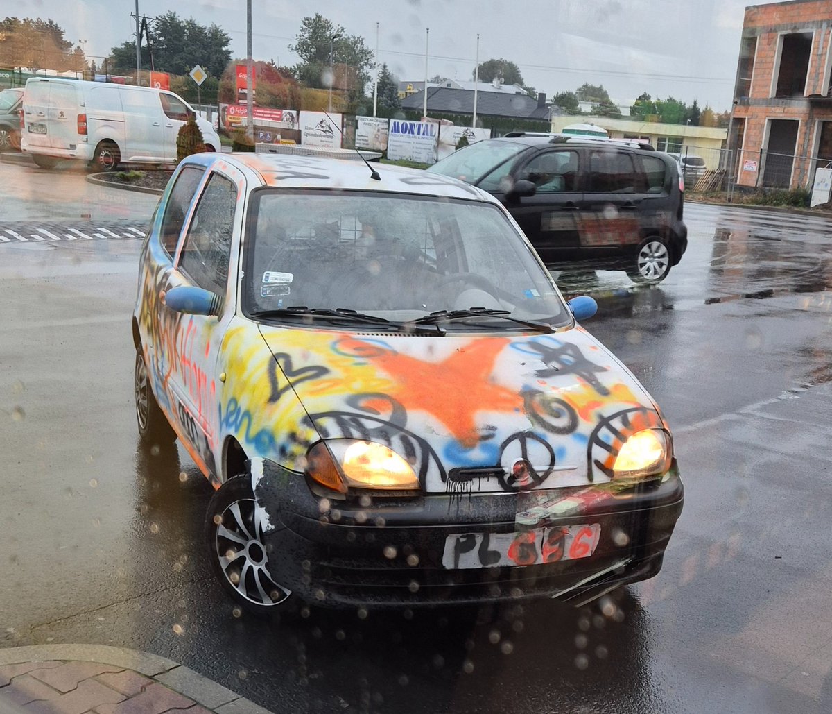 Hipisów należy zmusić do uczciwej pracy, w kamieniołomie.