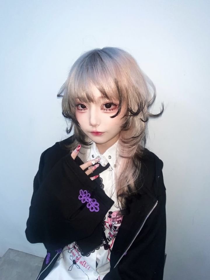 kh__250's tweet photo. hair cut dye https://t.co/OFgugMlTfn